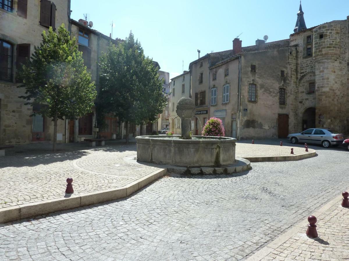 Le Logis D'Hortense Vic-le-Comte Exteriör bild